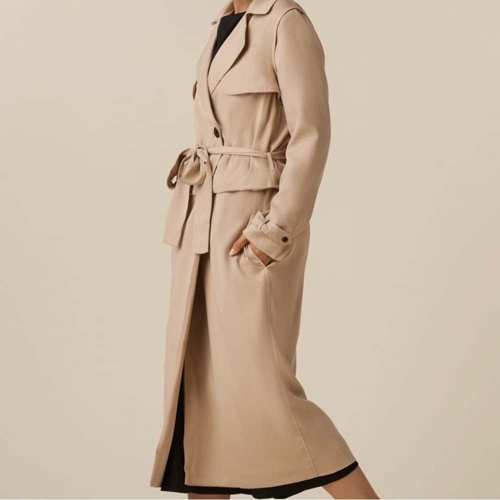 VETTA Beige Trench Coat with Tie Waist